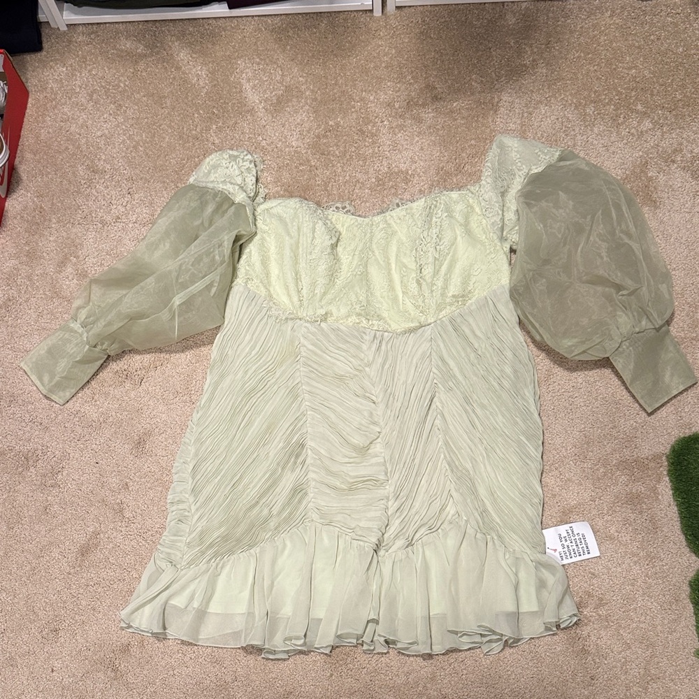 Elegant Light Green Dress with Lace Details